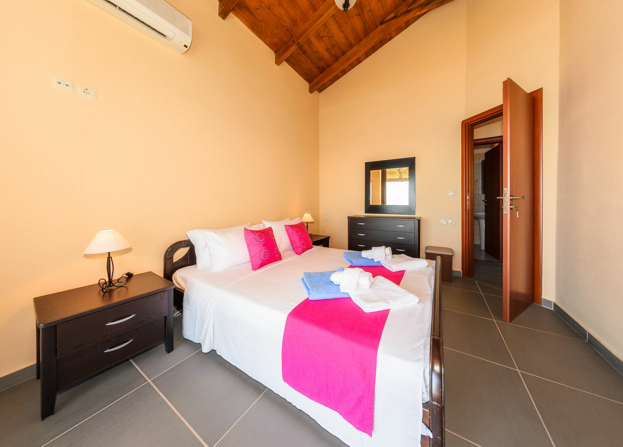 Orient Villas Exclusive Mikro Nisi Exterior photo